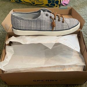 Sperry sea coast crosshatch navy!